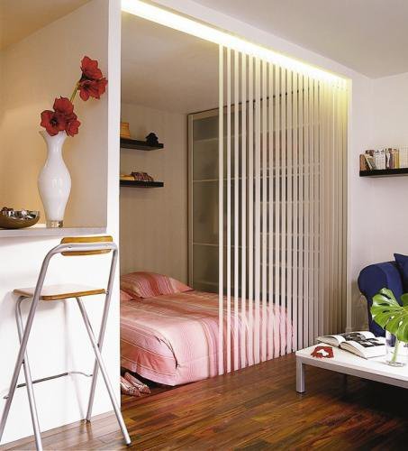 http://sam-sebe-dizainer.com/public/images/Дизайн квадратной спальни гостиной, идея оформления