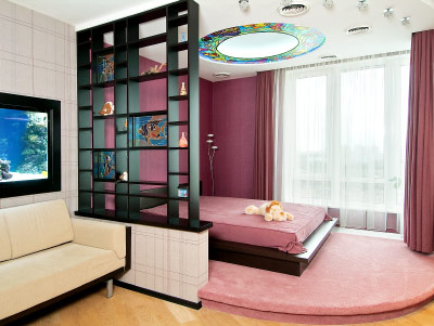 http://sam-sebe-dizainer.com/public/images/Как зонировать комнату на спальню и гостиную
